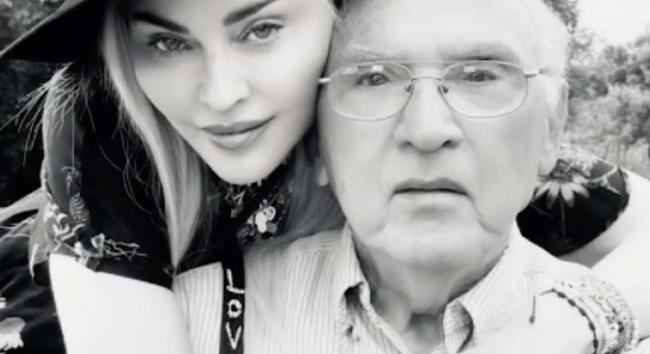 Ima és káromkodás: 90 éves édesapját köszöntötte Madonna – videó
