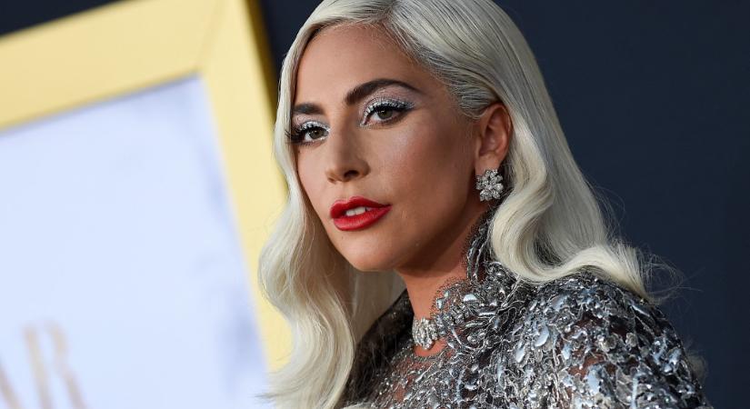 Lady Gaga külön videót szentelt a melleinek