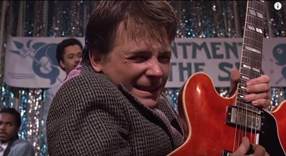 Michael J. Fox ma 60 éves, de tudjuk, hogy bármikor visszatérhet a jövőbe
