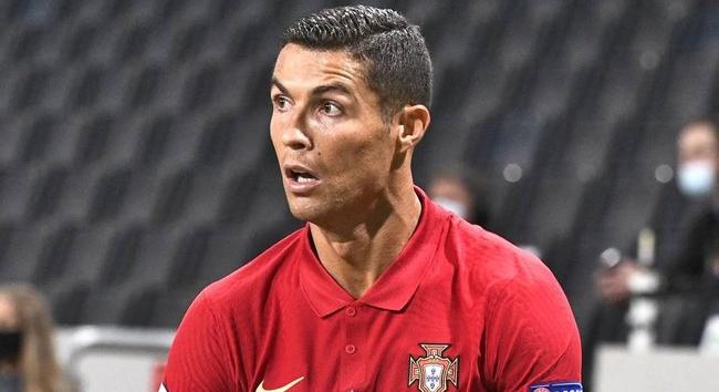 Különleges védelmet kap Magyarországon Ronaldo: kordonokkal kerítették el a szállodáját - Fotók