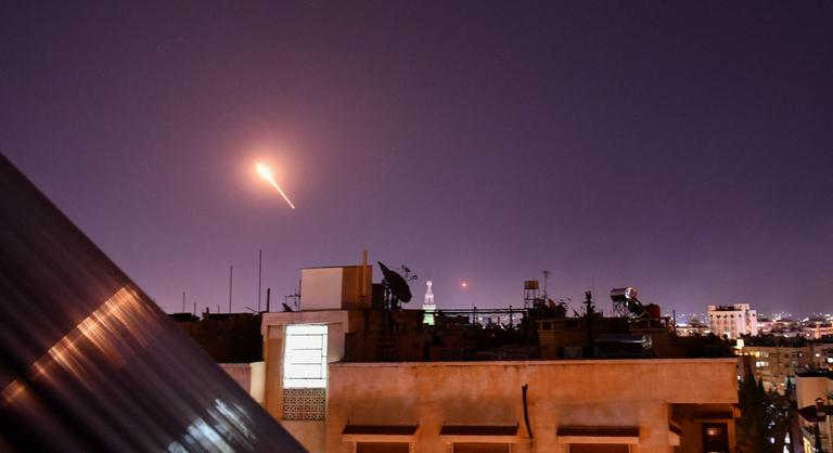 Izrael légicsapást hajtott végre Szíriában, nyolcan meghaltak