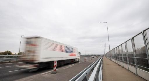 Szeptemberig lezárják az M0-s Duna-hídját az M1-es autópálya felé