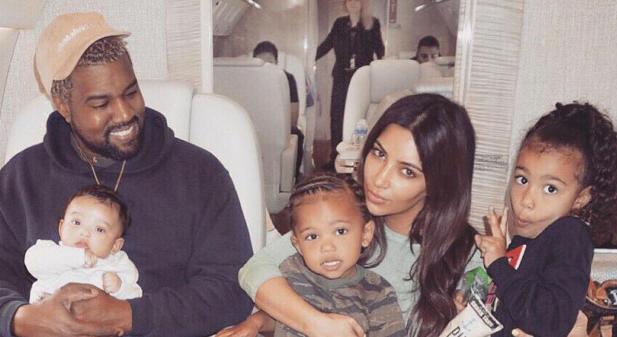 Most mi van? Kim Kardashian nyilvánosan vallott szerelmét Kanye Westnek