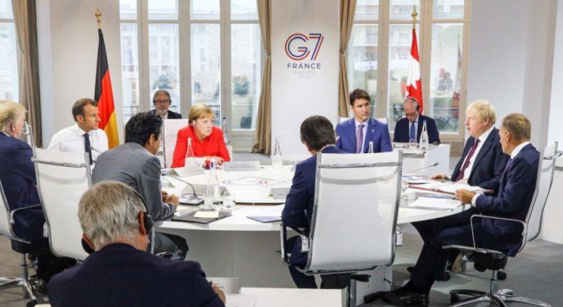 Az utazások újraindításáról dönt Biden és Johnson a G7-csúcson