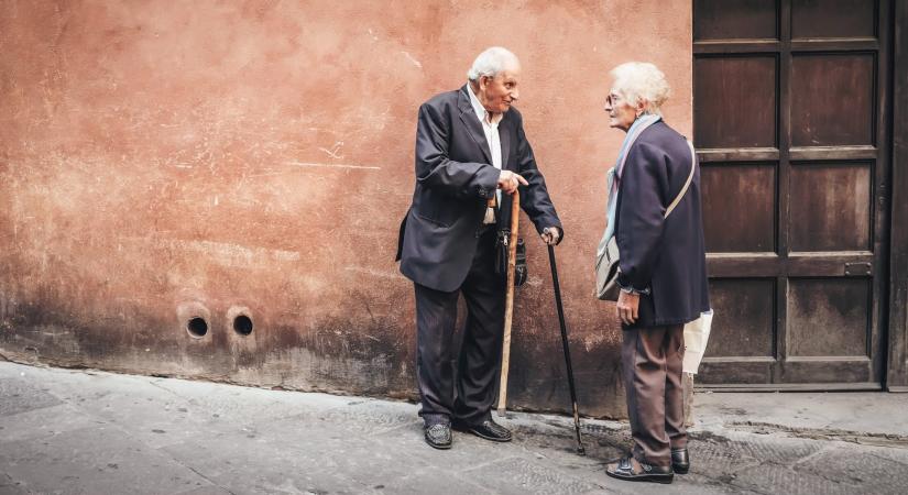 Svédországban több százezer nyugdíjas él a létminimum alatt