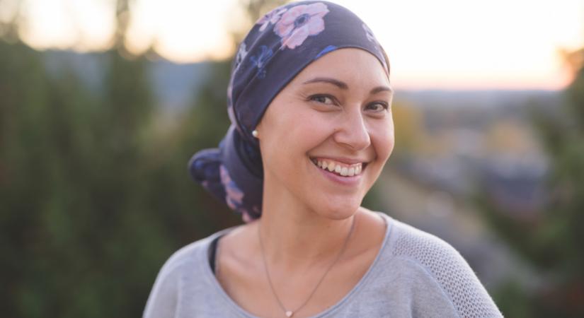 Áttörés a rákgyógyításban: egy új, mellrák elleni gyógyszer megakadályozhatja a daganat ismételt kialakulását
