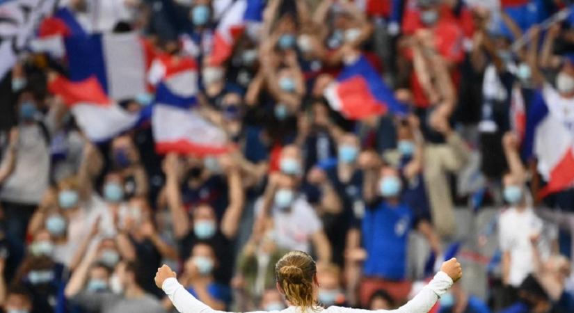 A nap kérdése: tízből hat szurkoló a franciák Eb-győzelmét várja