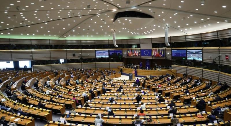 Az EP szigorú szankciókat sürget a belarusz rezsimmel szemben
