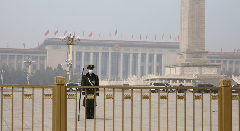 Kína szankciókat vet ki a kínaiak ellen szankciókat kivető nyugatiakkal szemben