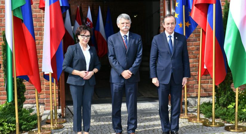 Európa jövőjére fekteti a hangsúlyt a V4 magyar elnöksége