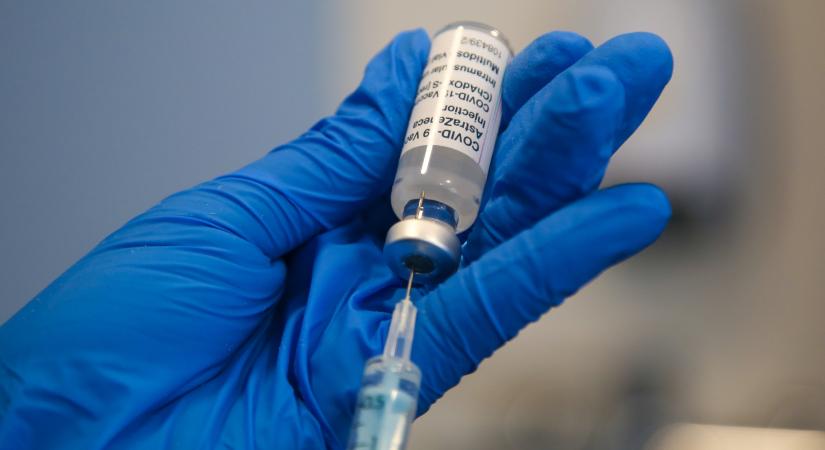 Kapilláris szivárgást okozhat az AstraZeneca vakcinája
