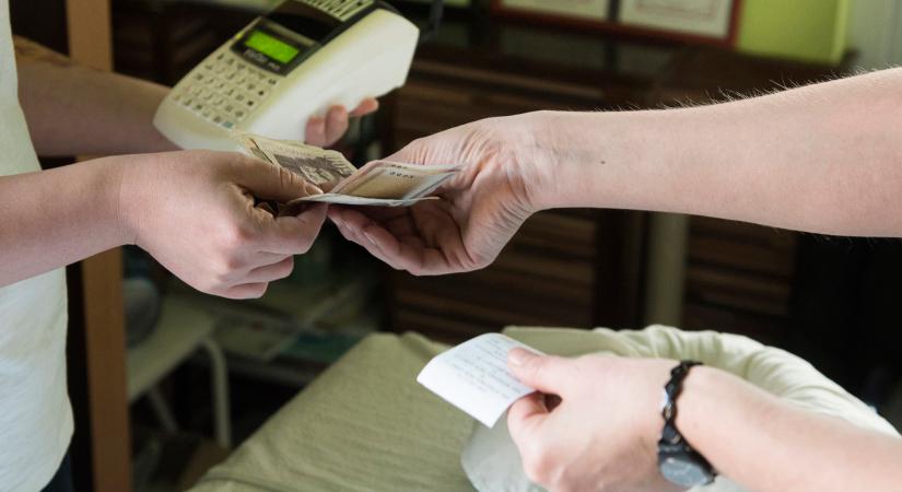 Ha van online pénztárgép, elektronikusan is fizethetünk a kereskedőnél - MNB Pénzügyi sarok