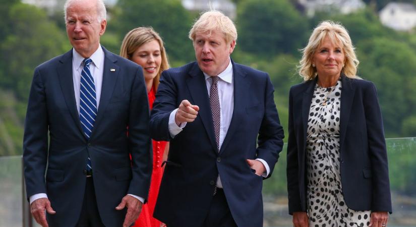 Johnson nem engedett a G7-csúcson Észak-Írország ügyében
