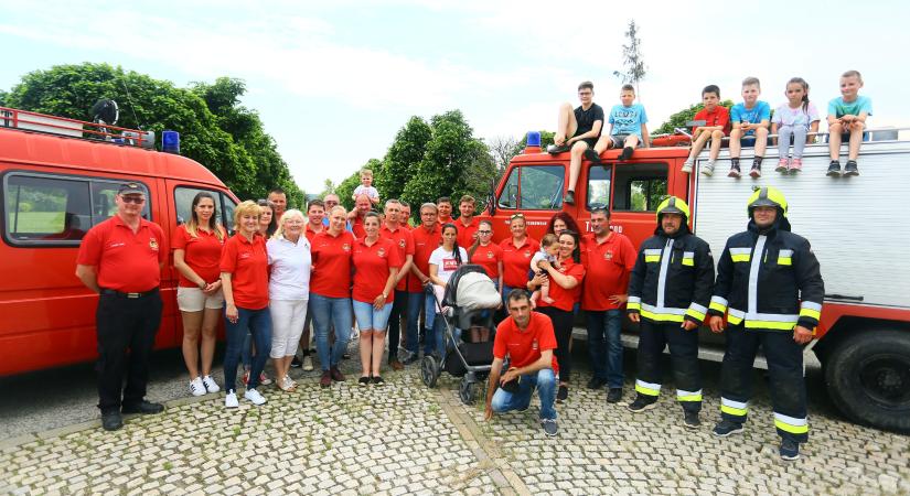 Közösség-összekovácsoló ereje is van a Bucsui Önkéntes Tűzoltó Egyesületnek – fotók