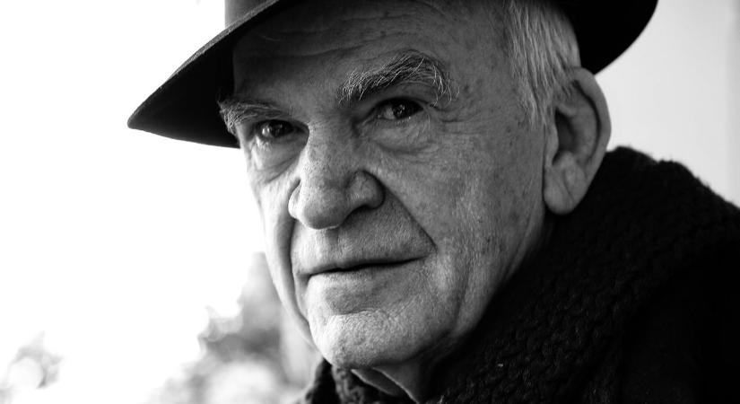 Milan Kundera végre átvehette a Franz Kafka-díjat, amit tavaly ítélték neki