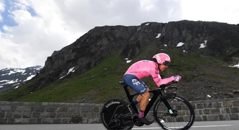 Országútis hírek külföldről: Uran nyerte a Svájci Kör hegyi kronóját, Juan Ayuso a Baby Giro győztese, Cav újra a Tourral szemez