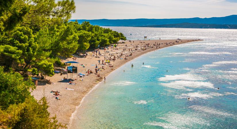 Komoly bírságra számíthat, aki nyaralás közben engedély közben horgászik Horvátországban