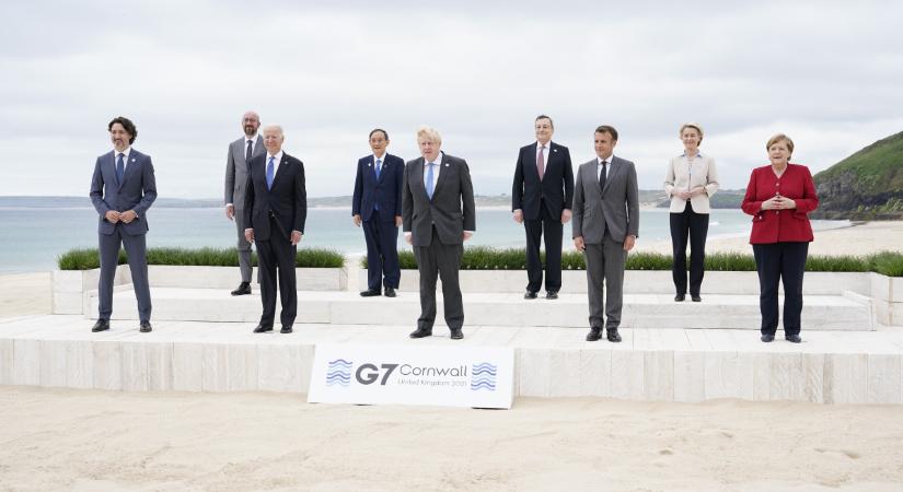 Több mint egymilliárd vakcinát ajánl fel a G7-csoport