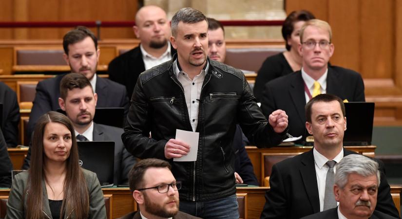 A Jobbik a homofób módosítókkal együtt is megszavazza a Fidesz pedofiltörvényét