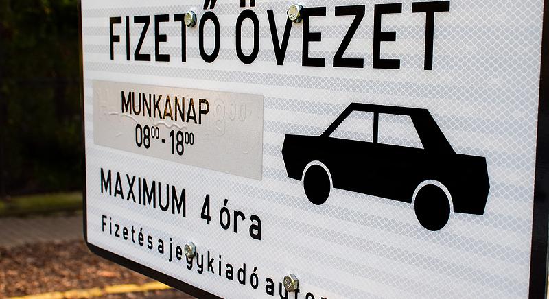 Új fizetős parkolási zóna jön Budapesten