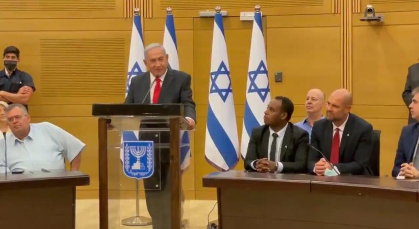 Netanjahu: Megbuktatjuk ezt a veszélyes, csaló, baloldali kormányt