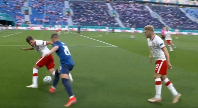 Foci Eb: A Fradi támadója egy látványos köténycsel után szerencsés gólt lőtt a Juventus-kapusnak - videó