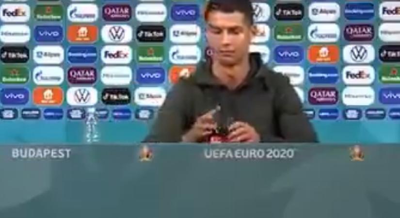 Cristiano Ronaldo mérgesen tette félre a kólásüvegeket - videó