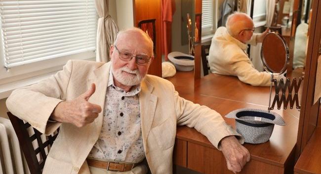 Négy napon át ünnepelte születésnapját Baranyi László – így lepték meg a 94 éves színészt