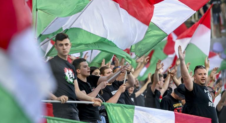 Bemószerolnák az írek az UEFA-nál a magyar szurkolókat