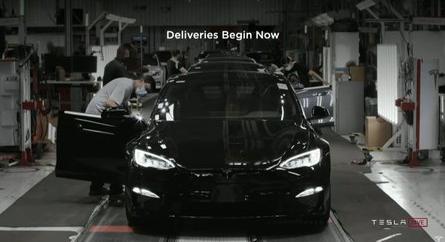 Videó: A Tesla megmutatja, hogyan gyorsul százra a Model S Plaid