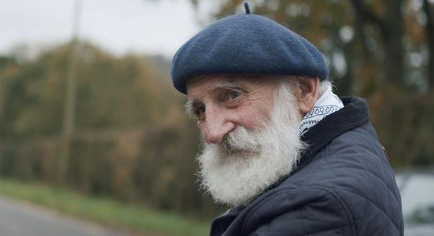 Egy 84 éves bácsi a Youtube legújabb sztárja, aki jedibb az összes jedinél