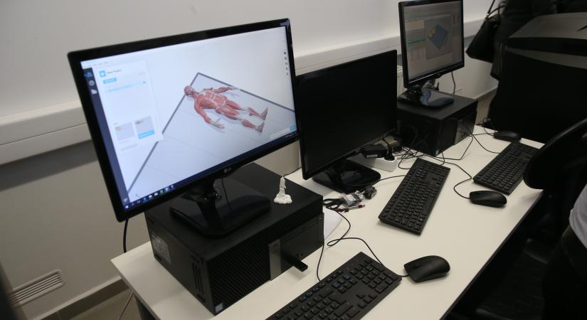 Nyitott képzések indulnak a 3D Nyomtatási és Vizualizációs Központban