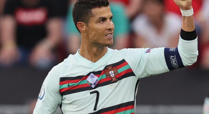 Eb 2020: Cristiano Ronaldo örül a két góljának és a győzelemnek