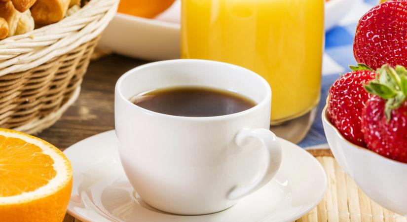 11 étel és ital, amit nem szabad éhgyomorra fogyasztani: kávét sem ajánlott
