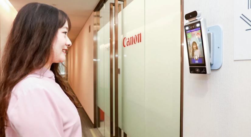 A Canon mosolyfigyelő kamerákkal ellenőrzi a kollegák hangulatát Kínában