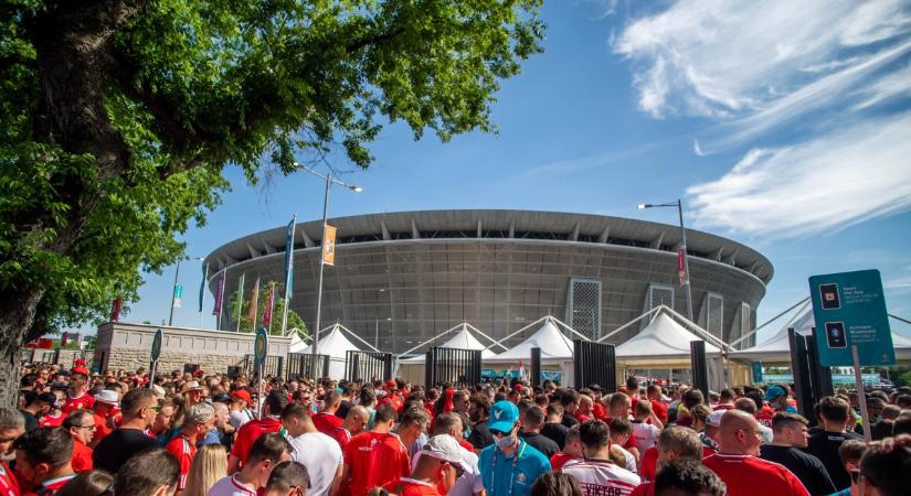 Times: az Eb döntő Budapestre hozásán gondolkodik az UEFA