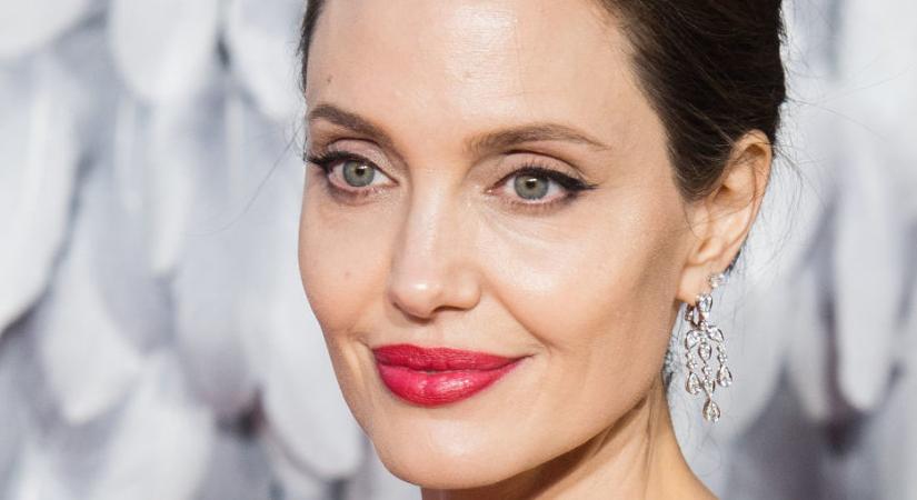 Egyre biztosabb, hogy Angelina Jolie összejött az exférjével