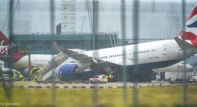 Biztató: egy Boeing még felszállás előtt beleállt a földbe