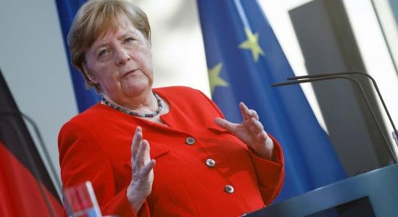 Merkel: a nézeteltérések ellenére az Uniónak fenn kell tartania a párbeszédet Oroszországgal