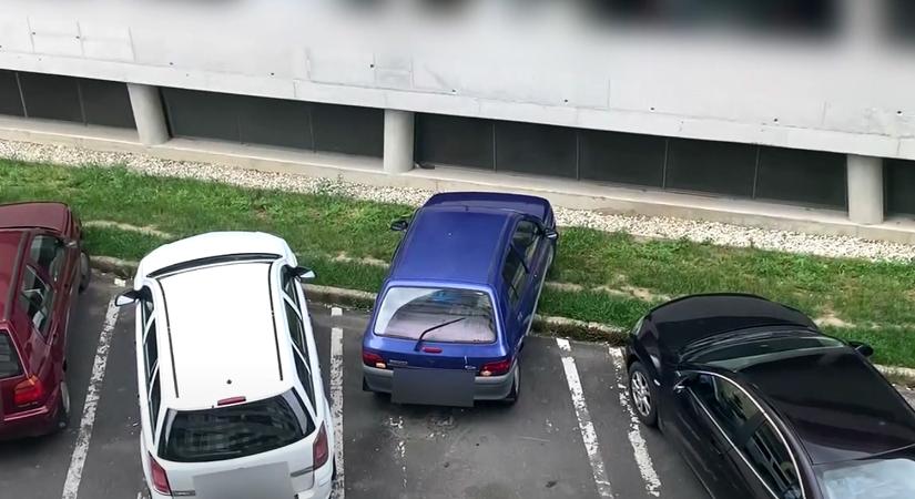 Egy hétköznapi autós pokoli küzdelme a parkolással Győrben
