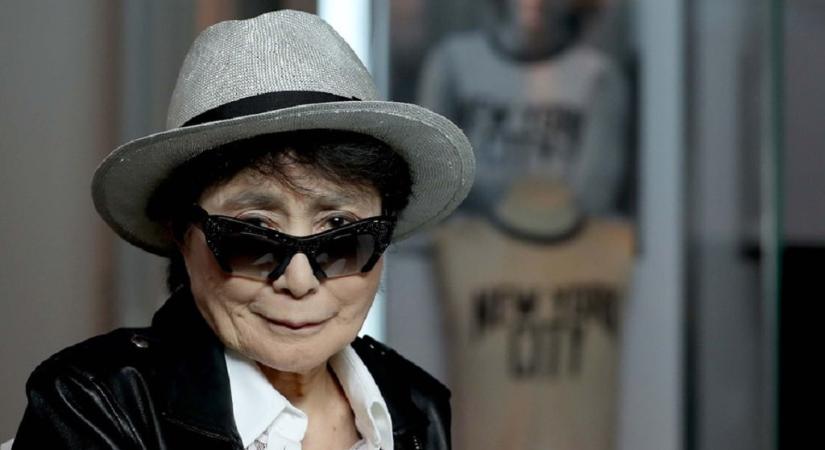 Yoko Ono ötlete alapján videón közvetíti az égboltot a Szabolcs utcából az Artpool