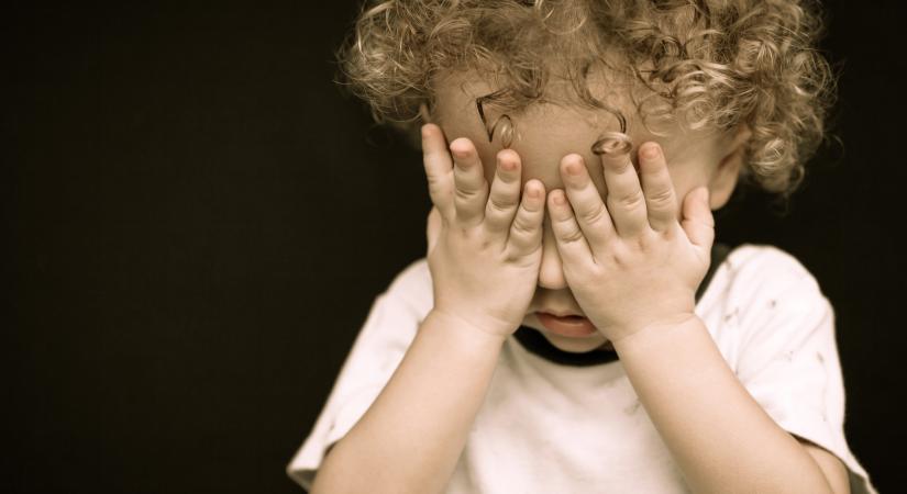 Szabolcsi horrorszülők: verték, harapdálták az ötéves kisfiút