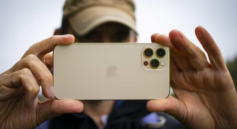Rágyúrnak az ultraszéles kamerára az iPhone 13 Pro mobilok