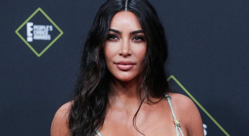 Ő Kim Kardashian új udvarlója – már évek óta odáig van a szépségért