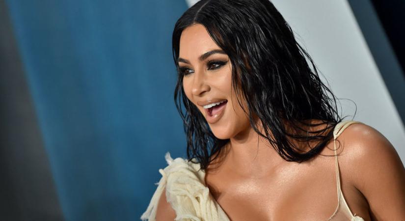 Kim Kardashian zseniálisan vágott vissza a trolloknak