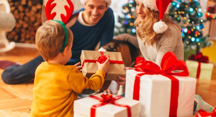 Veszélybe kerülhetnek az idei karácsonyi ajándéknak szánt játékok?
