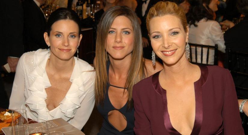 Courteney Cox, Jennifer Aniston és Lisa Kudrow még mindig jól néznek ki együtt