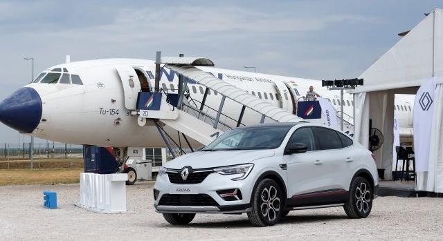 600 ezer forintért csinál hibridet az Arkanából a Renault