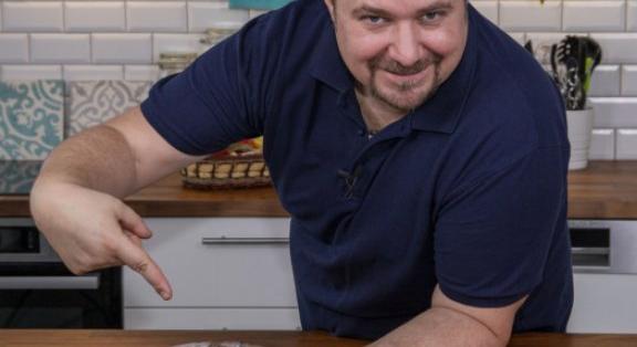 Nem csak kezdőknek! Ez a tökéletes zúzapörkölt receptje, szóval ne hagyd te sem!