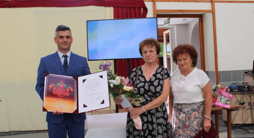 Nagy Zsuzsanna kapta a pedagógiai díjat Hajdúsámsonban